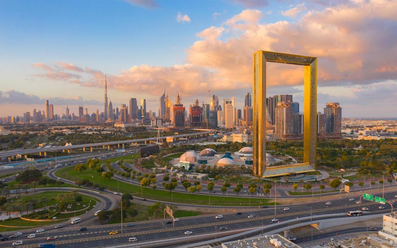 Call Us Dubai Exteriör bild